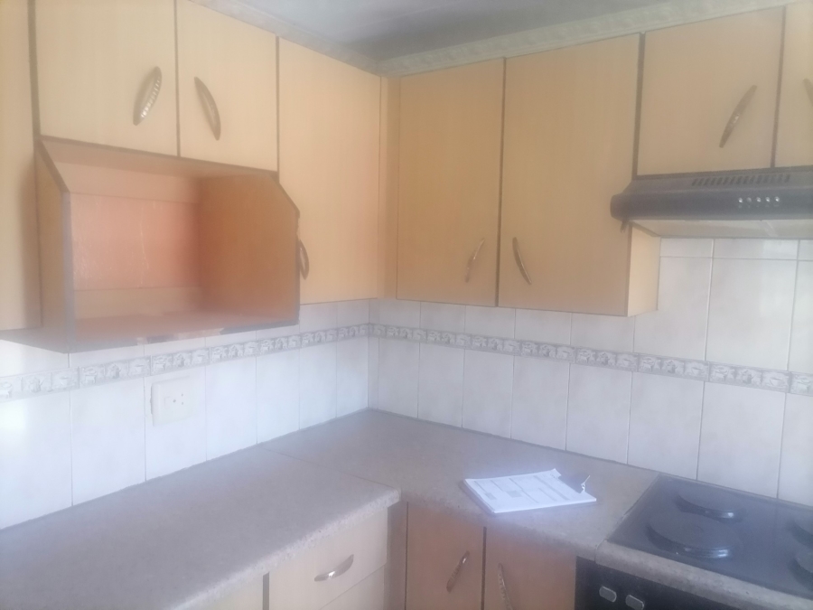 2 Bedroom Property for Sale in Phakamisa Eastern Cape